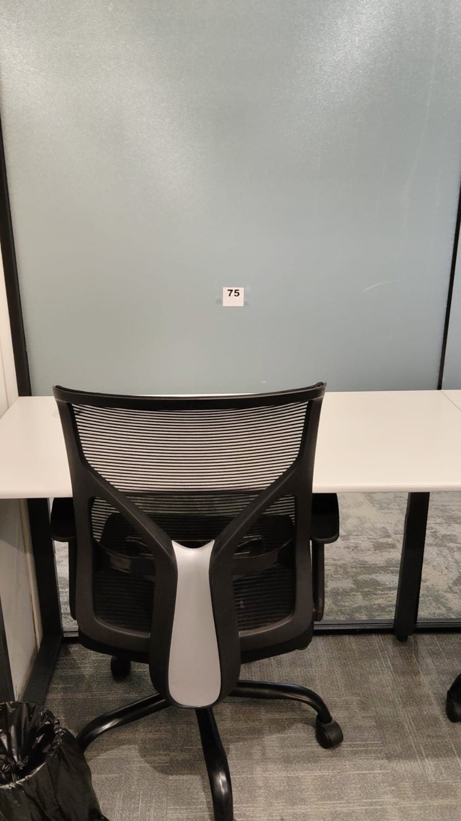 Fixed Desk Image 1